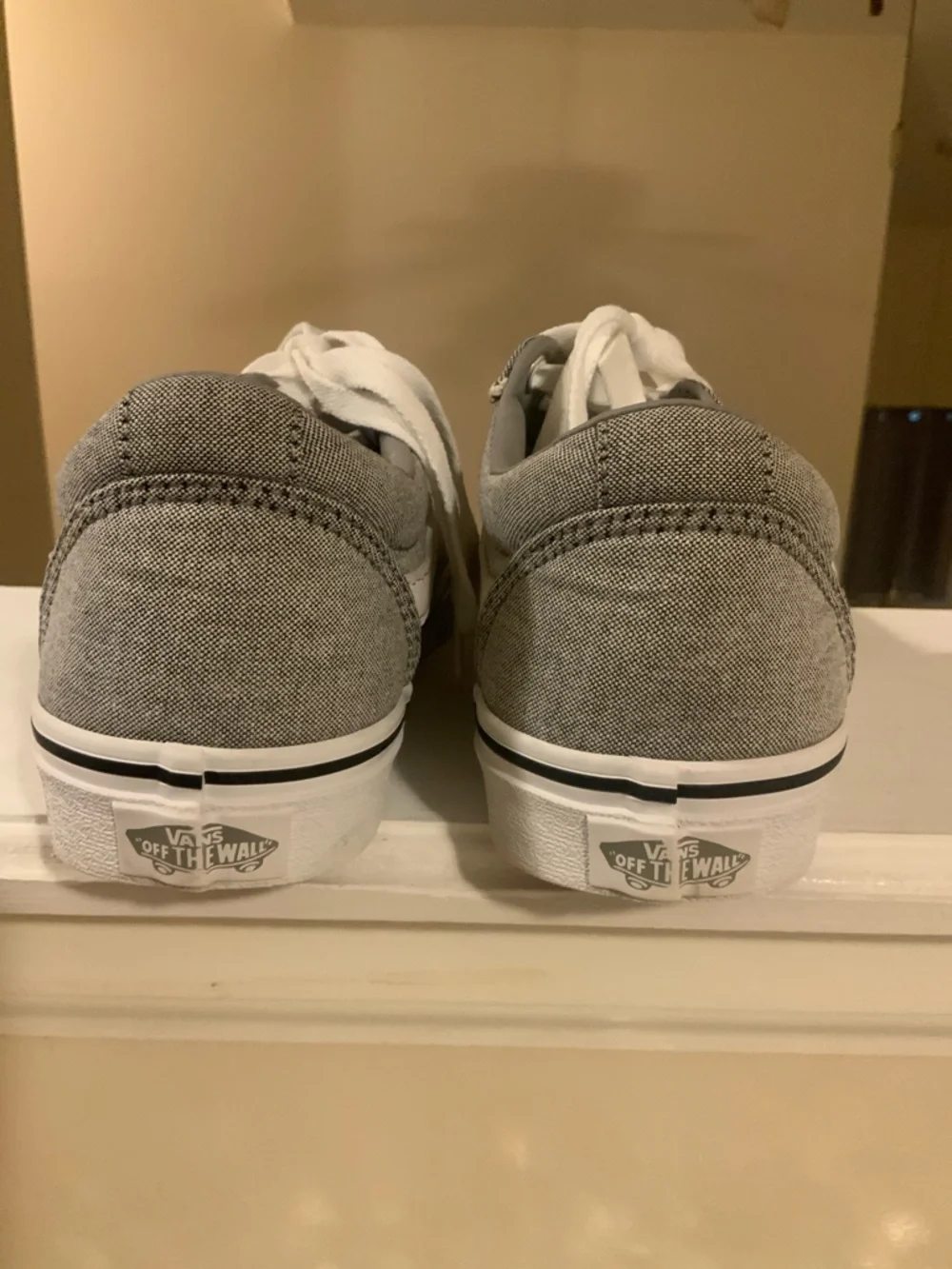 Vans - Picture 4 of 7